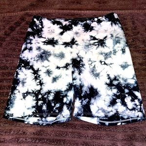 Used- Victoria Secret Pink biker shorts